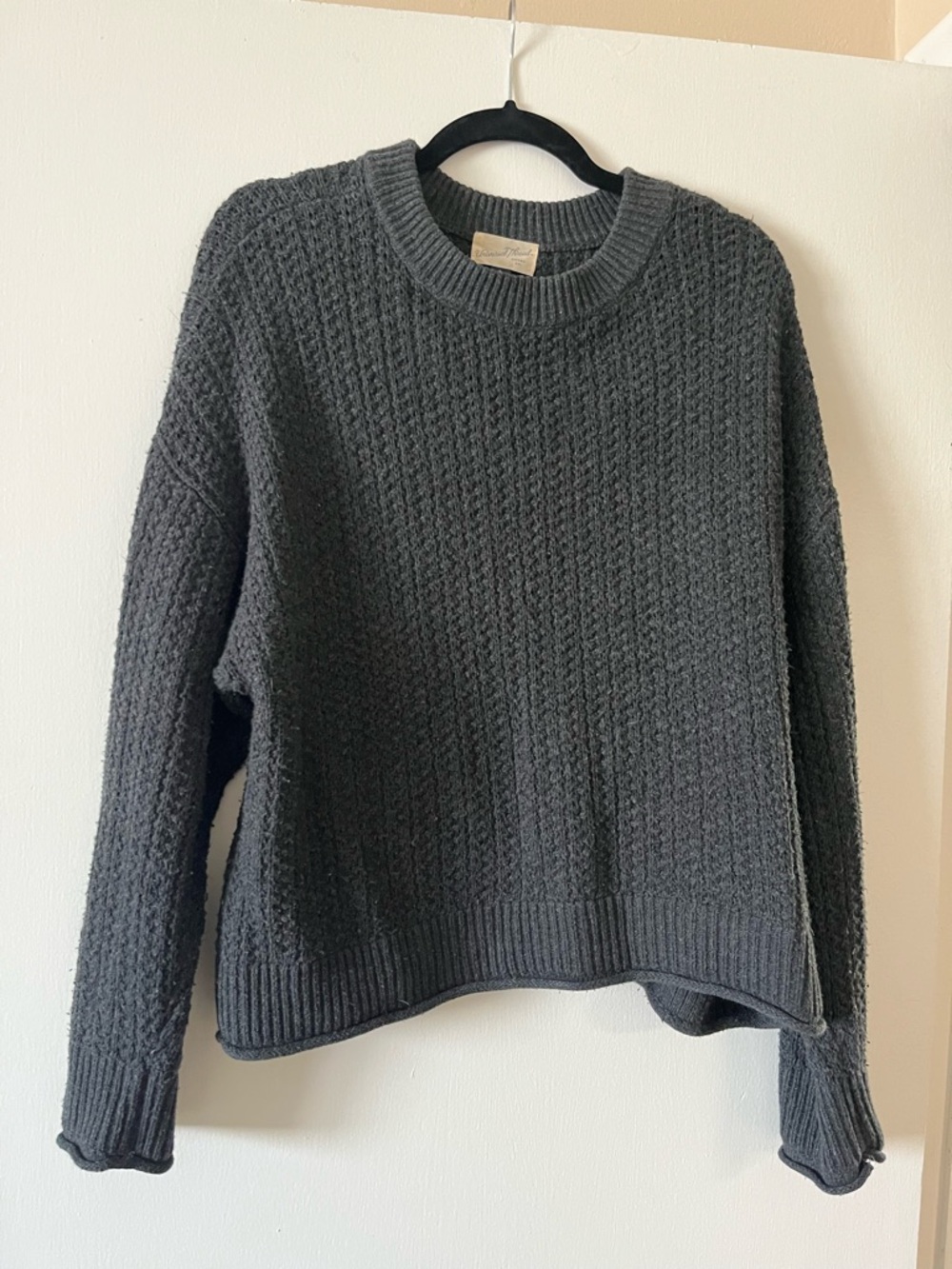 Universal Thread Charcoal Gray Waffle Knit Crewneck Sweater